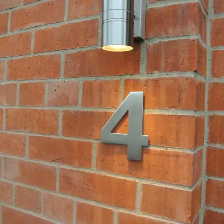 Merton Ave - Victorian Red Brick Terraced House Δουβλίνο